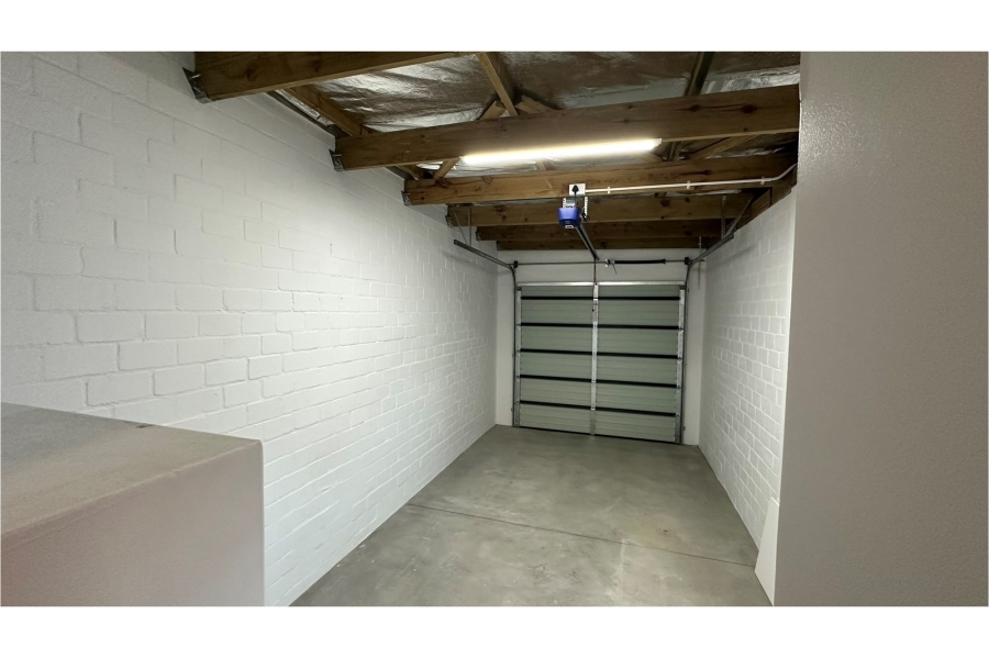 To Let 3 Bedroom Property for Rent in Lemoenkloof Western Cape